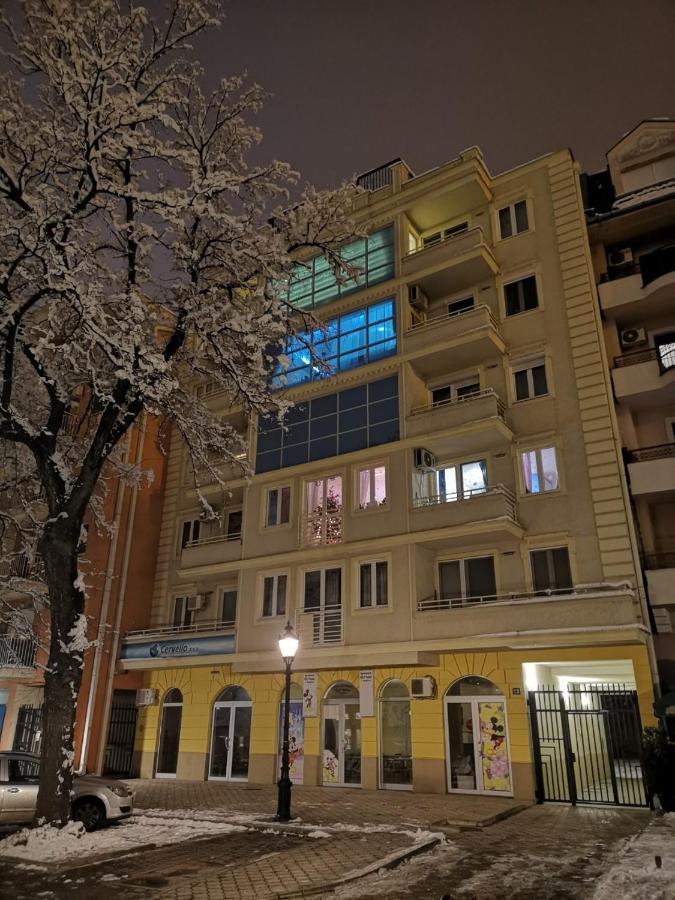 Smiley 2 - Subotica Centar Διαμέρισμα Εξωτερικό φωτογραφία